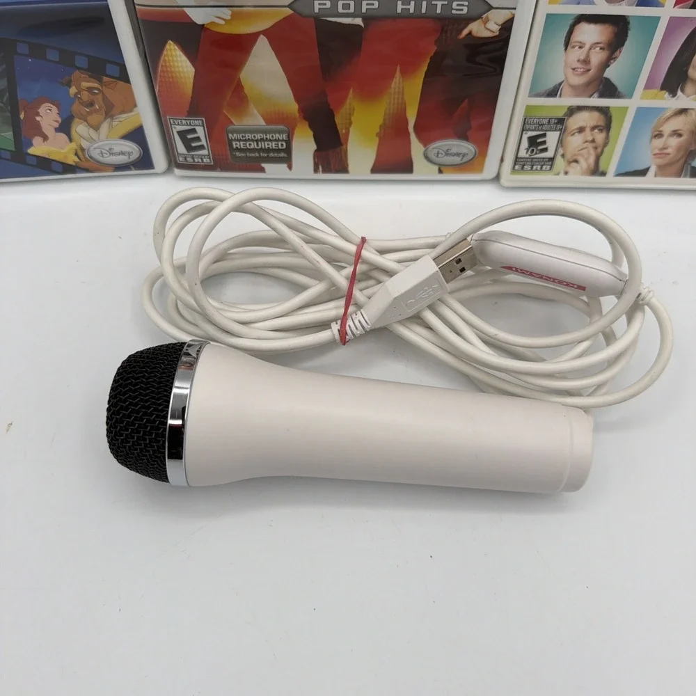 Disney Sing It: Family Hits (Wii) Glee Pop Hits With Microphone TESTED